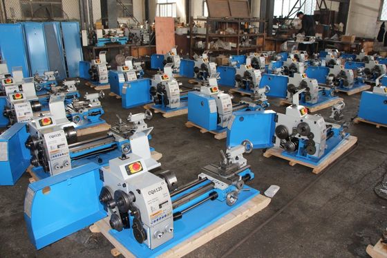 C6241 CNC Metal Lathe 230V Double Wall Structure Metal Bench Lathe