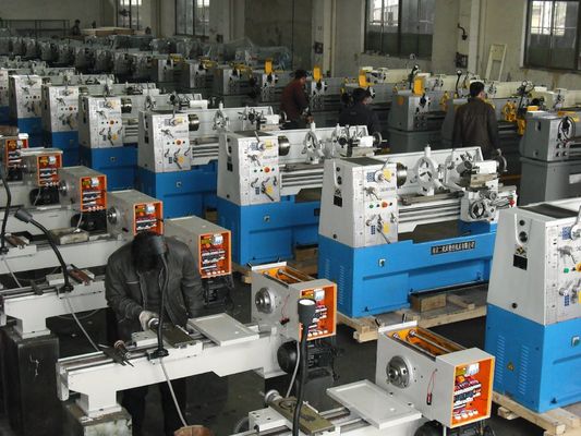 C6241 CNC Metal Lathe 230V Double Wall Structure Metal Bench Lathe